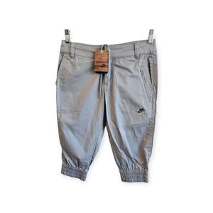 Nike Sportswear TRAINING SPORTS CASUAL CAPRI PANTS WOMEN GRAY M